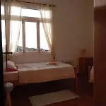 Yellow Owl Ii Bedroom Ii * Campanario
