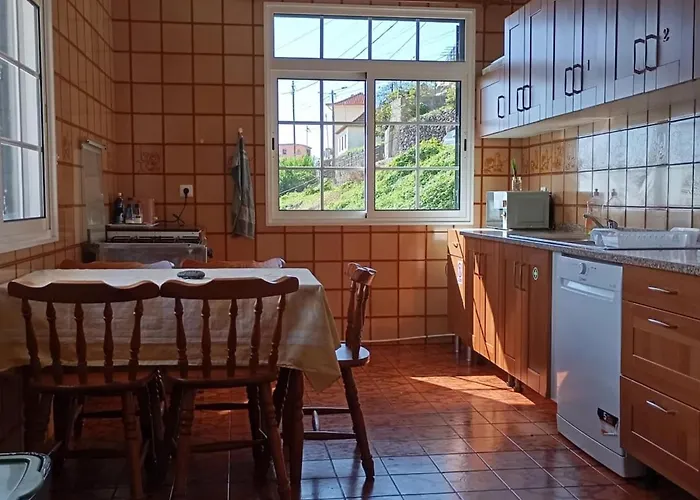 Yellow Owl Ii Bedroom Ii *