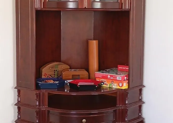 Yellow Owl Ii Bedroom Ii