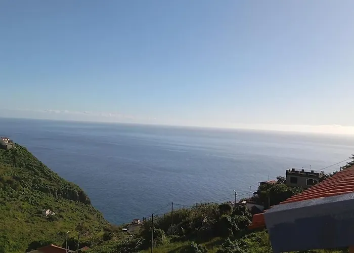 Yellow Owl Ii Bedroom Ii *